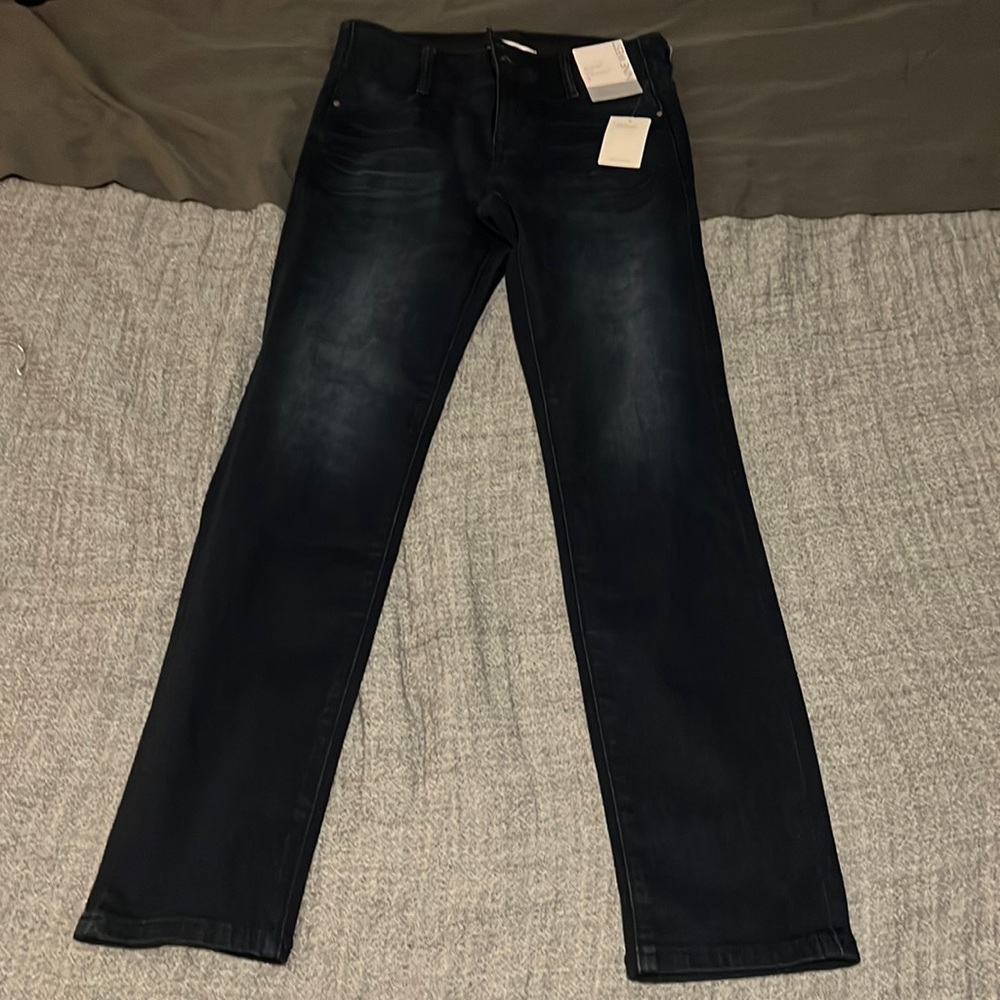 NWT Nine West Slim Straight Mid Rise Jean, dark wash, size 6